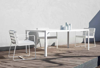 BIVAQ Dats Dining Table with Sit armchairs